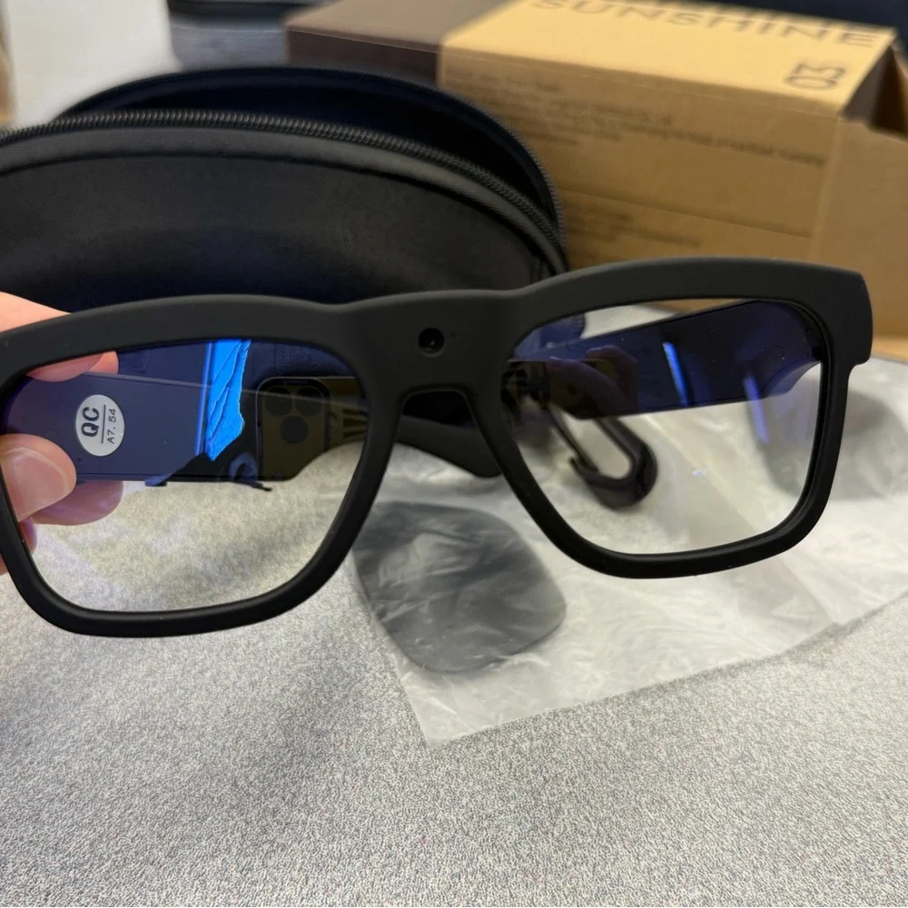 Smart glasses with HD Camera Glasses and Bluetooth